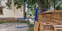 Новая жизнь для старого дома: на улице Правды в Дубне обновляют двухэтажку-долгожителя - Regions.Ru